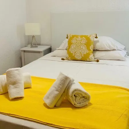 Az El Balcon De San Lorenzo Apartment *