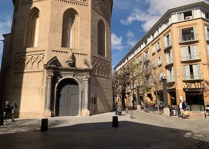 Az El Balcon De San Lorenzo Lägenhet Zaragoza